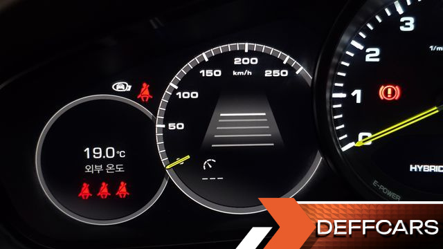 Porsche CAYENNE 3.0 E-Hybrid Coupe купить на сайте DeffCars