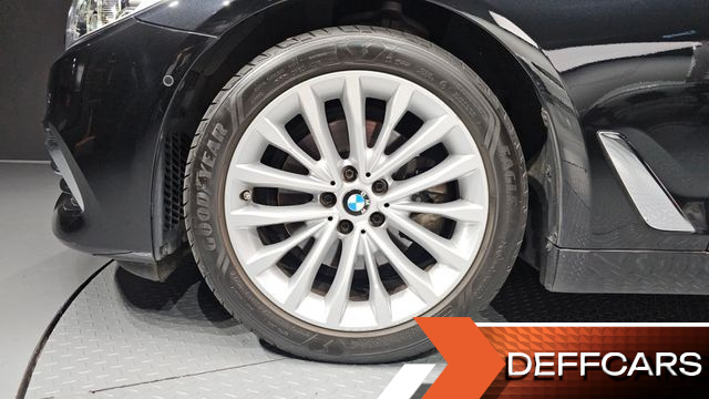 BMW 5-SERIES 520d Luxury Plus купить на сайте DeffCars