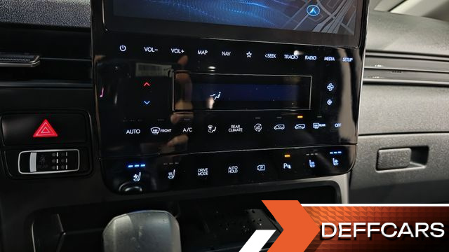 Hyundai STARIA 4WD Tourer 9-Seater Modern купить на сайте DeffCars