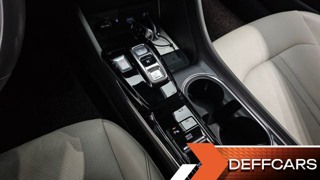 Hyundai SONATA Inspiration купить на сайте DeffCars