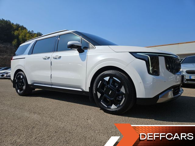 Kia CARNIVAL 9-Seater Noblesse купить на сайте DeffCars
