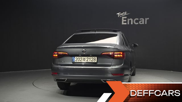 Volkswagen JETTA 1.4 TSI Prestige купить на сайте DeffCars