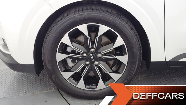 Kia CARNIVAL Diesel 7-Seater Noblesse купить на сайте DeffCars