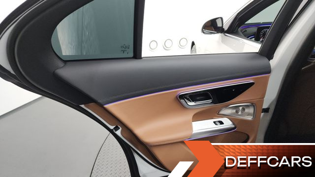 Mercedes E-CLASS E300 4MATIC Exclusive купить на сайте DeffCars