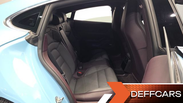 Porsche TAYCAN 4S купить на сайте DeffCars