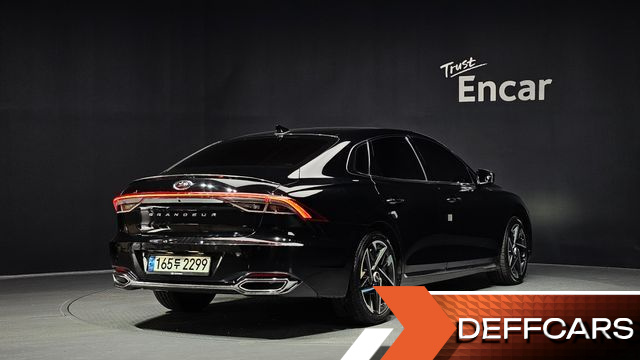 Hyundai GRANDEUR 3.3 Le Blanc купить на сайте DeffCars