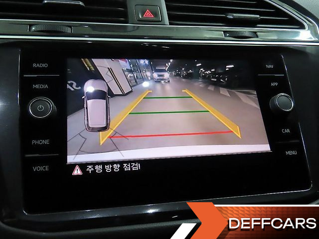 Volkswagen TIGUAN 2.0 TDI Premium купить на сайте DeffCars