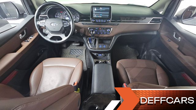 Hyundai STAREX Urban 9-Seater Exclusive купить на сайте DeffCars