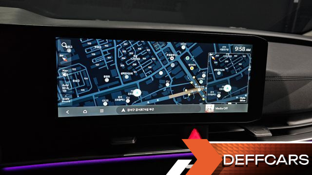 Kia CARNIVAL Gasoline 7-Seater Signature купить на сайте DeffCars