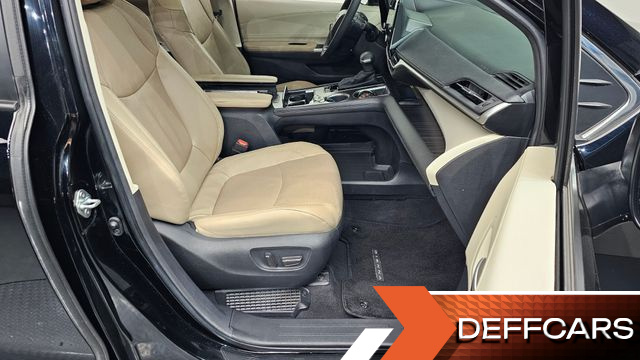 Toyota SIENNA 2.5 Hybrid 2WD купить на сайте DeffCars
