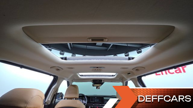 Kia CARNIVAL 9-Seater Noblesse купить на сайте DeffCars