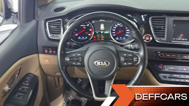 Kia CARNIVAL 9-Seater Hi-Limousine Noblesse Special купить на сайте DeffCars