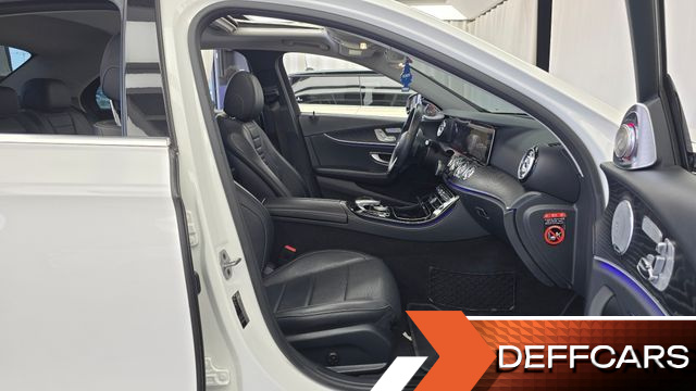 Mercedes E-CLASS E300 4MATIC Avnatgarde купить на сайте DeffCars