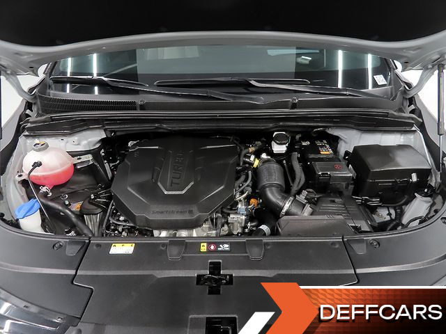 Kia CARNIVAL 9-Seater Gravity купить на сайте DeffCars