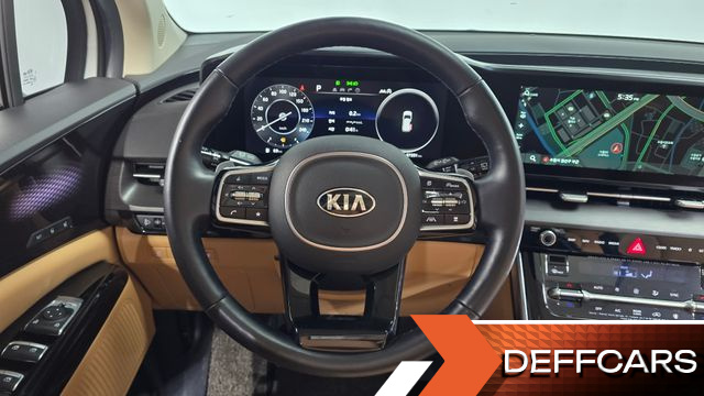Kia CARNIVAL 9-Seater Signature купить на сайте DeffCars