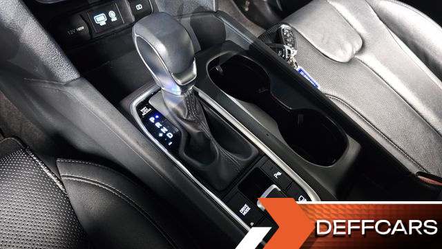 Hyundai SANTAFE Gasoline 2.0T 2WD Exclusive Special купить на сайте DeffCars