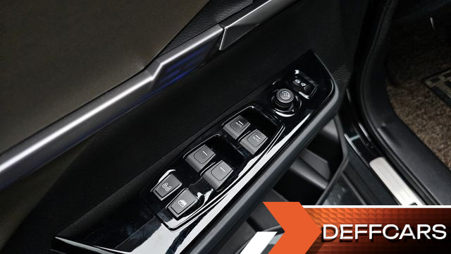 Ssangyong TORRES Gasoline 1.5 2WD T7 купить на сайте DeffCars