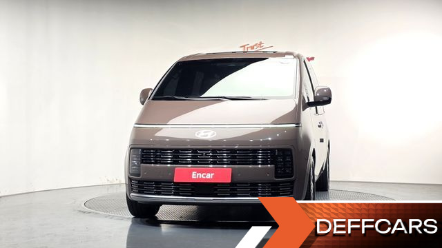 Hyundai STARIA L3.5 Lounge 7-Seater Inspiration купить на сайте DeffCars