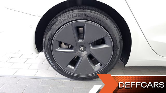 Tesla MODEL 3 Long Range AWD купить на сайте DeffCars