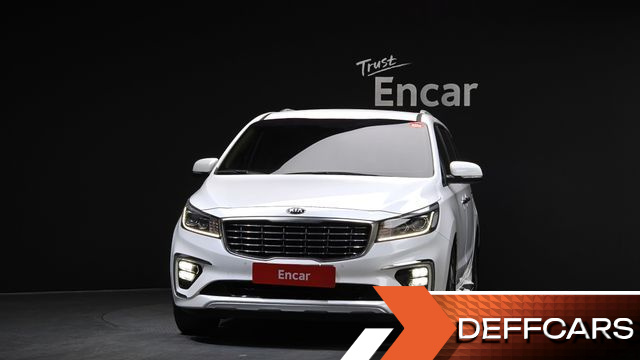 Kia CARNIVAL 9-Seater Luxury купить на сайте DeffCars