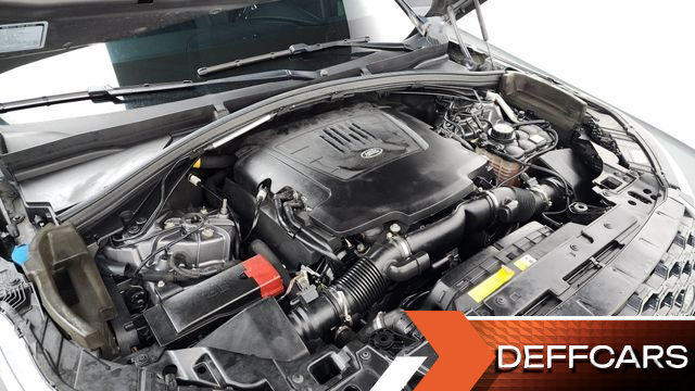 Land Rover RANGE ROVER VELAR 3.0 P380 R-Dynamic SE купить на сайте DeffCars