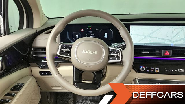 Kia CARNIVAL 9-Seater Signature купить на сайте DeffCars