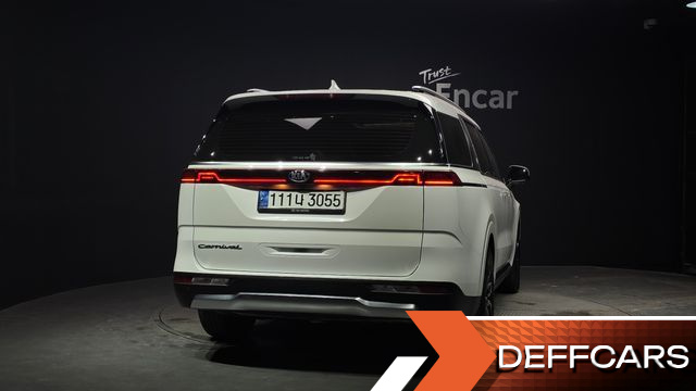 Kia CARNIVAL 9-Seater Signature купить на сайте DeffCars