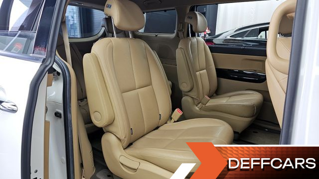 Kia CARNIVAL 9-Seater Noblesse Special купить на сайте DeffCars