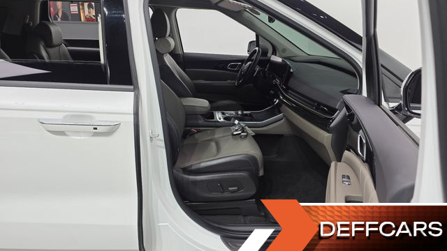 Kia CARNIVAL Gasoline 9-Seater Signature купить на сайте DeffCars