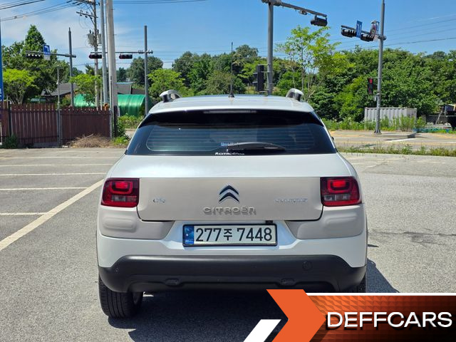 Citroen C4 CACTUS 1.6 BlueHDi Onetone Edition купить на сайте DeffCars