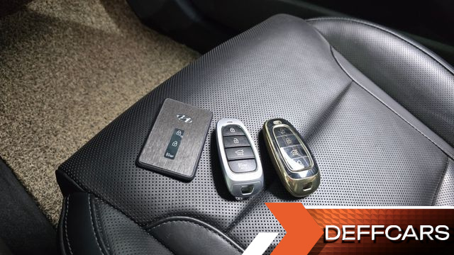 Hyundai GRANDEUR 2.5 Calligraphy купить на сайте DeffCars