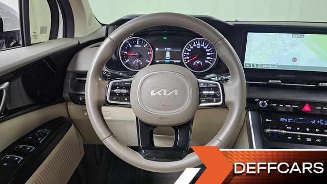 Kia CARNIVAL 9-Seater Prestige купить на сайте DeffCars