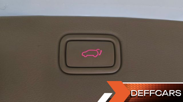 Kia CARNIVAL 9-Seater Noblesse Special купить на сайте DeffCars
