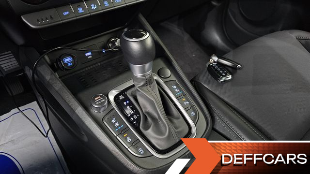 Hyundai KONA Gasoline 1.6 Turbo 2WD Inspiration купить на сайте DeffCars