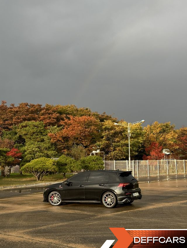 Volkswagen GOLF 2.0 GTI купить на сайте DeffCars