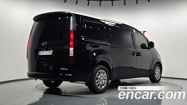 Hyundai STARIA Cargo 3-Seater Modern купить на сайте DeffCars