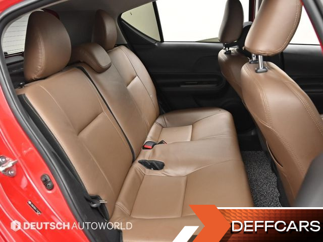 Toyota PRIUS 1.5 Crossover купить на сайте DeffCars