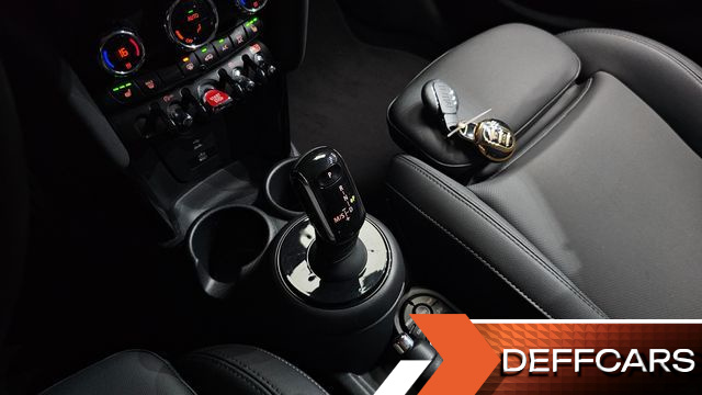 Mini COOPER 5Door Classic Third Generation купить на сайте DeffCars