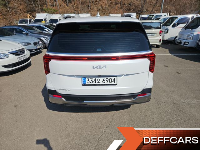 Kia CARNIVAL 9-Seater Noblesse купить на сайте DeffCars