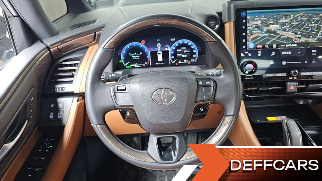 Toyota ALPHARD 2.5 HEV Executive AWD купить на сайте DeffCars