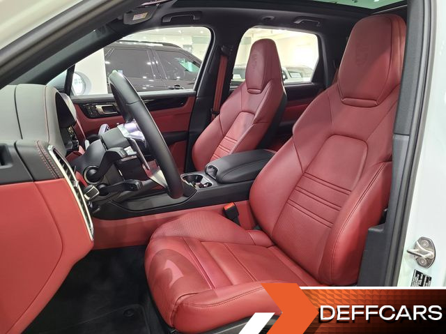 Porsche CAYENNE 3.0 PLATINUM EDITION купить на сайте DeffCars