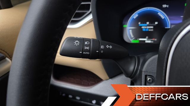 Toyota RAV4 2,5 4WD Hybrid LTD купить на сайте DeffCars