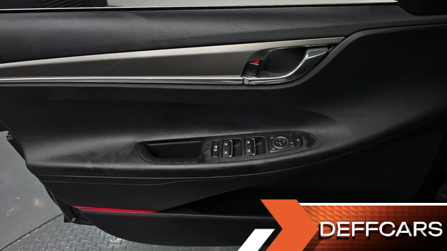 Hyundai GRANDEUR 3.0 LPi Premium купить на сайте DeffCars