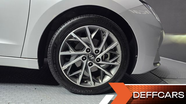 Hyundai AVANTE 1.6 Style купить на сайте DeffCars