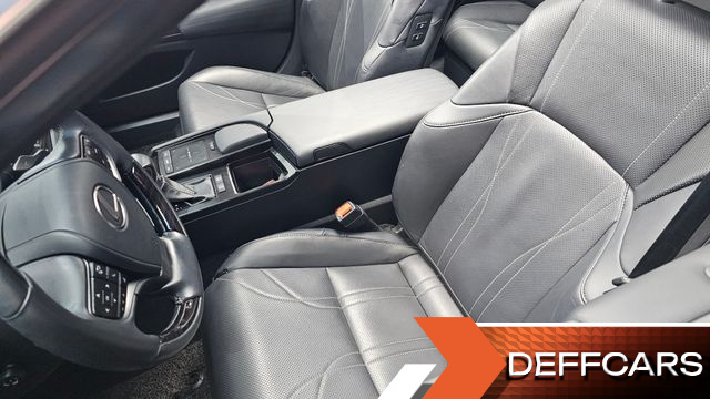Lexus ES Executive купить на сайте DeffCars