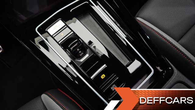 Volkswagen GOLF 2.0 GTI купить на сайте DeffCars