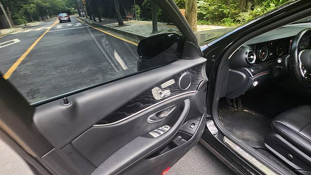 Mercedes E-CLASS E220d Avantgarde купить на сайте DeffCars