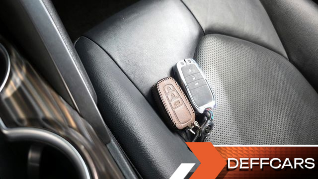 Toyota CAMRY 2.5 купить на сайте DeffCars