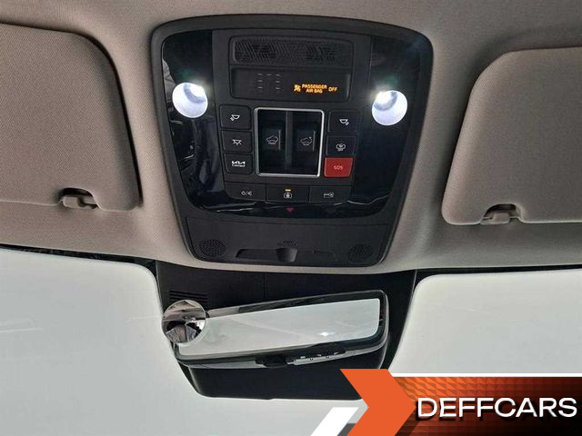 Kia CARNIVAL 9-Seater Signature купить на сайте DeffCars