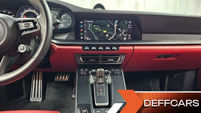 Porsche 911 Carrera GTS Cabriolet купить на сайте DeffCars